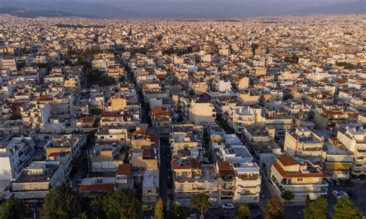 Δυνατότητα Εφόρου Φορολογίας να εγκρίνει αιτήσεις για μειωμένο ΦΠΑ πρώτης κατοικίας | AlphaNews
