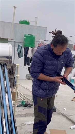 How to solar water heater tube fitting ? #solarwaterheater #hotwater solar heater installation