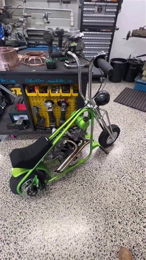 Vtwin mini chopper anyone?? 200cc of fury here. Engine hand made by oddsandendsmachining but available only in custom Hustler Minibikes. @hustlerminibikesnz #hustlerminibikesnz #nzmade #minibike