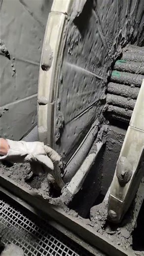 Ceramic filter solid liquid separation process