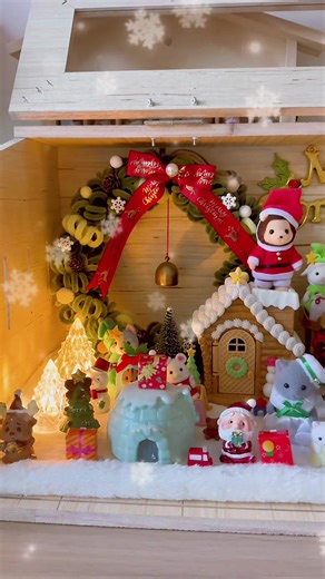 Calico Critters Christmas Setup: Sylvanian Families Showcase