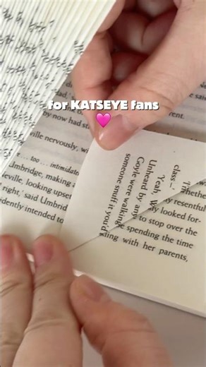 no hate🥹 Web application: www.foldbook.art #katseye #lara #book #diy #craft