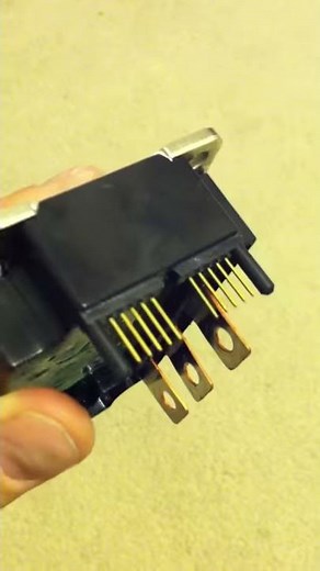 INSIDE an [Intellimod / IPM] IGBT (Powerex) [KTFG 113 s]