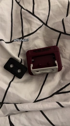 The word “cassette” can have several meanings depending on the context, but in general, it refers to a compact container that holds something inside and is designed to be easily used or replaced. One of the most common meanings is an audio cassette. This is a small plastic case containing magnetic tape used to record and play sound, such as music or voice recordings. Audio cassettes were very popular in the late 20th century before digital formats replaced them. Similarly, video cassettes (like