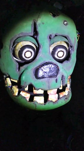 ¡Fabricamos un animatronico de SpringtrapTrap REAL! #animatronico #fivenightatfreddys #springtrap