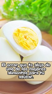 12K views · 95 reactions | El error que te aleja del alimento que ayuda a controlar tu azúcar El huevo no sube tu glucosa ni daña tu colesterol. Al contrario: aporta proteína de calidad, mejora la sensibilidad a la insulina y aumenta el HDL. Hervido, en omelette o con verduras… es una opción poderosa para tu salud metabólica. #huevosaludable #controlglucosa #colesterolbueno #alimentacionreal #saludmetabólica | Diabetes Tipo 2 | Facebook
