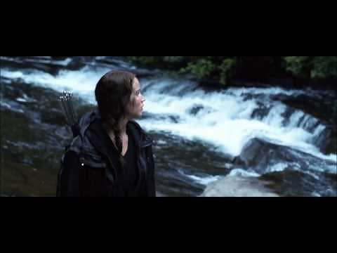 The Hunger Games: Katniss Searching Peeta [HD]