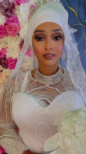 Ayaaney's Makeup Artistry on TikTok