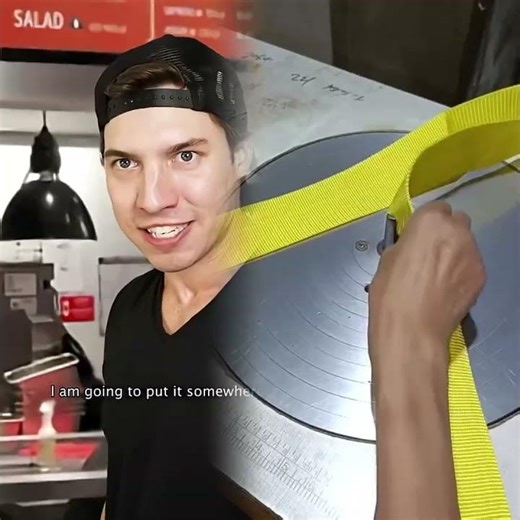 Where should I pretend to work next🌯#skit #funny #comedy #chipotle #skits #shorts #foodservice #pov