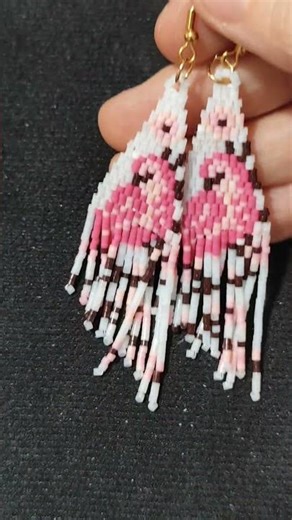 Brick Stitch Fringe Earrings ✨#fringe #brickstitch #diy #jewelrymaking #jwellery #miyuki #christmas