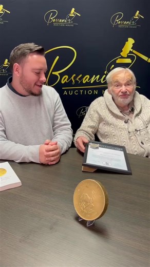 Recently I had the privilege of sitting down with Brian Hern to chat about his famous coin books and his journey in numismatics. He is truly a legend in the field. It was also very special to have him sign my own copy of his coin book. Pretty cool moment! #southafrica #fyp #money #history
