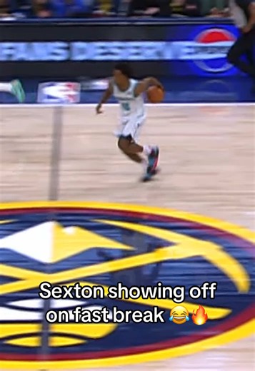 Collin Sexton's Impressive Behind-the-Back Move
