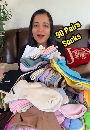 Colorful Socks for Every Outfit: Discover 90 Unique Styles