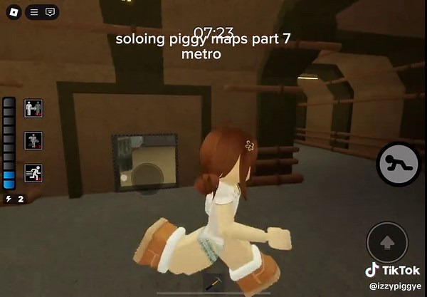 Exploring Roblox Gameplay: Murder Mystery and Piggy Adventures