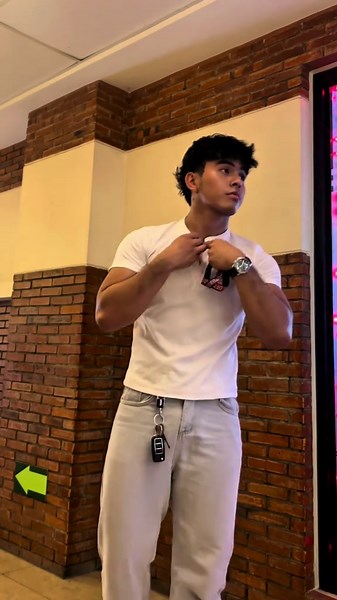 Muscle fit shirt#henleyshirt#musclefit#gymrat#streetwear