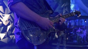 Here’s a quick clip from the opening of our service today at @newhopemovement . I’m playing my @prsguitars Custom 24 w/ @lambertones_pickups pickups (Grinder in the bridge and Crema in the neck) through a @fractalaudiosystems Axe-FX III. 5/5 🍔. | Worship Tutorials