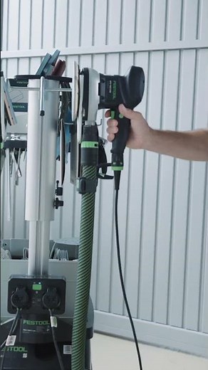 Two tools with one dust extractor