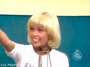 Match Game 75 (Episode 532) (August 26th, 1975) (Beauty & The Beast: AKA Brett Somers) (w/Slate)