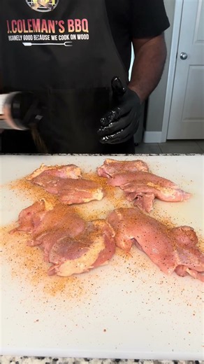 How To Make Juicy Indirect-Grilled BBQ Chicken Thighs 🔥