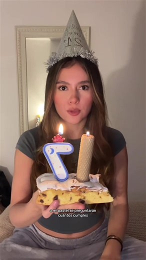 Calificando pan dulce Bimbo 🐻‍❄️ escucho sus opiniones en los comentarios (felicítenme) #humor #calificando