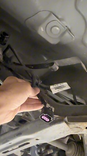 Cheak Engine Light Blinking why || 5 Voltage Reference Short #5voltageshort #fuelpressureresensor #cheaklight #blinking | Abdullah auto electrician