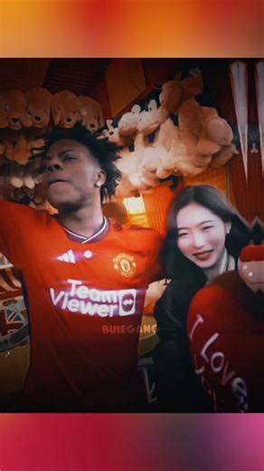 Speed wins gift for amy after a fan screams Ronaldo