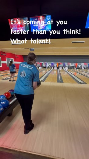 Grata time at the HS pro am at the famed riviera lanes in Akron OH. Here’s a peek at the future! | Chris Barnes' Official Page