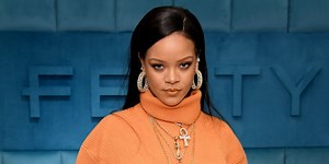 A Dress Worn By Rihanna Is Helping Raise Money For The Black Lives Matter Movement