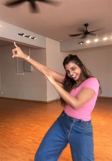 Thailand Dance Challenge Videos: Trending TikTok Choreography