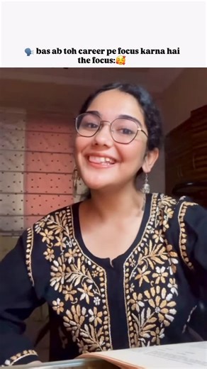 Khyati Sharma 🎶 on Instagram: "jugraafiyaaa💗 a trial reel of a reel already posted on my page, go check out more if you like 💗 [jugrafiya, shreya ghoshal, udit narayan, bollywood songs, student, career, exams, study, music] #jugraafiya #shreyaghoshalsongs #lovesongss #uditnarayansongs #fypge #ᴠɪʀᴀʟsᴏɴɢ #indianstudents #career #bollywoodsongs"