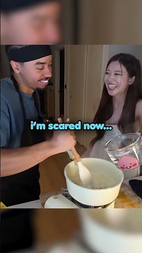 iGumdrop Teaches Arky How To Cook!