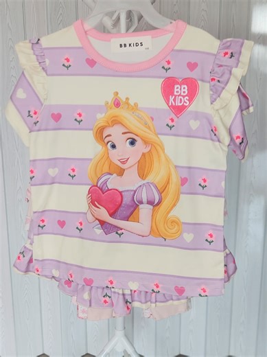 วิดีโอของ P'ของขวัญ กับ N'คัพเค้ก (@evefy.kkcc) พร้อมเพลง オリジナル楽曲 - 모지 - 스노