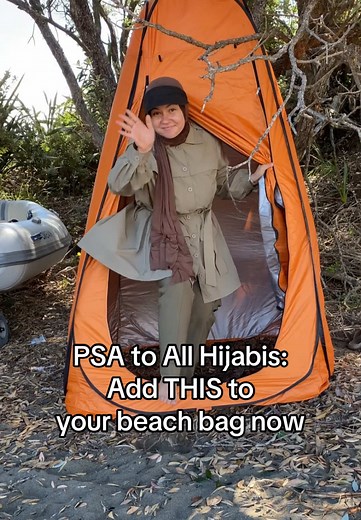Essential Portable Changing Tent for Hijabis at the Beach