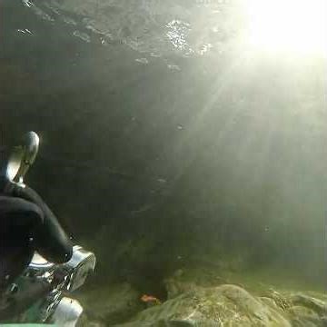 Sky Of Blue, Sea Of Green #suunto #sidemountdiving #scubadiving #apeks