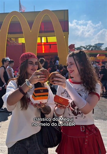 Peça seu Méqui no app e aproveite! #MéquiNoLollaBR