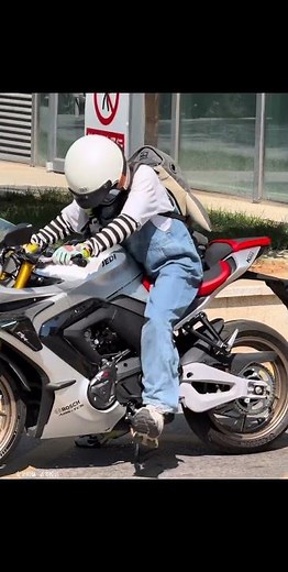 At least... you've bravely taken the first step. #motorcycle #scooter #JediK333 #beginnerssport