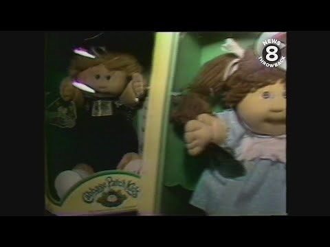 Cabbage Patch Kids phenomenon hits San Diego stores ahead of Christmas 1983