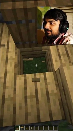 Mutahar laughing at Minecraft villager hit by piston #minecraft #waitforit #memes #minecraftmemes