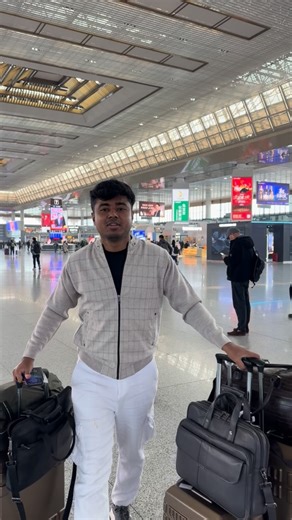 1.7M views · 39K reactions | Exploring the baggage reality problem I faced as a solo traveler, a challenge I’ve dealt with since my early days… #droneprathap #dronepratap #shanghai | DronePrathap | Facebook