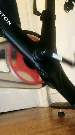 Peloton clicking noise, please help