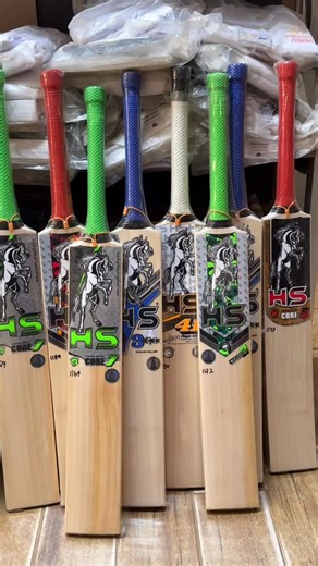 GOT FEW BATS FROM HS TODAY!! And they all extremely beautiful and super solid! | UT Sports