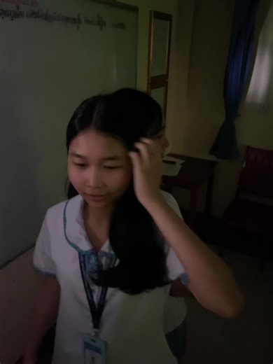 លង់ស្រឡាញ់ជាមួយសមាជិកនៃក្រុម​ #8A