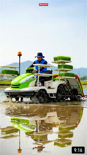 Master operator handles the tracked rice #skill #operator #smallmachine #shorts #trending #mustseeit