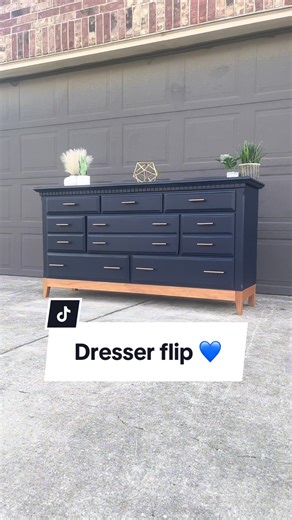 Turned this outdated dresser into something more modern! 💙#diyproject #diy #furniture #furniturerestoration #furniturediy #furnituredesign #furnituremakeover #learningdiy #learningnewthings #diyhomedecor
