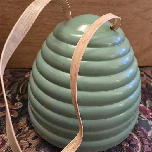 Vintage Beehive Yarn Holder Needle Gauge Made in England - Etsy