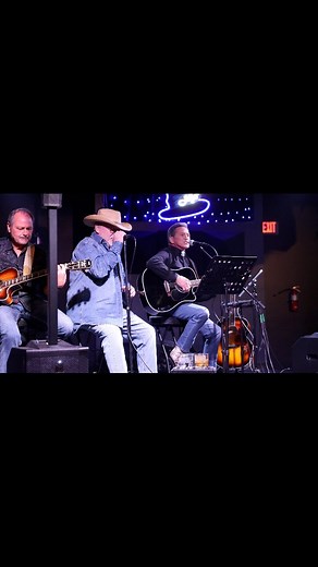 Backwoods duo at Jillys Music Room in Akron from Thursday night! #countrymusic #livemusic #oldcountry #backwoods | Backwood Boyz