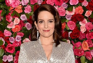 Tina Fey Returning To TV In Netflix Comedy Series The Four Seasons, Based On Alan Alda Movie - TVLine