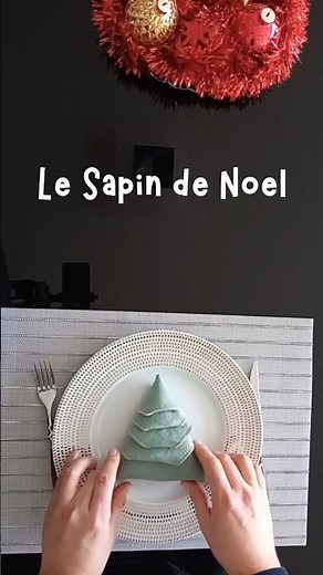 🎄 Napkin Folding – The Christmas Tree 🎄 #folding #christmas #napkin