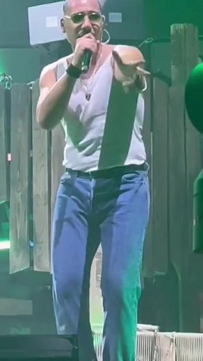 #apache #apache207 #tiktokviral #tiktok #follow #trending #fyp #foryou #foryoupage #tiktokdance #dance #dancemoves #viral #viralpost #vute #viralvideos #music #concert #Konzert #artist #live #dancechallenge #singing #moments #Mannheim #münchen