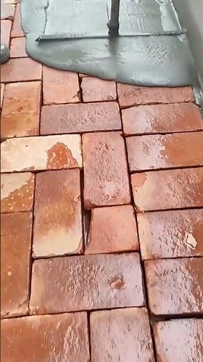 Floor casting process with a combination of sand and cement